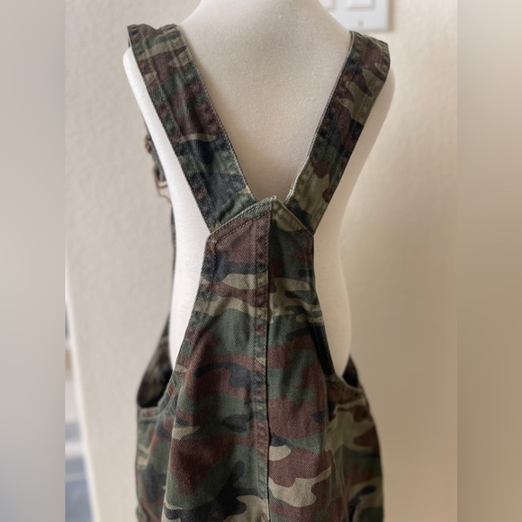 Forever 21 Girls skirt overalls - Picture 7 of 7